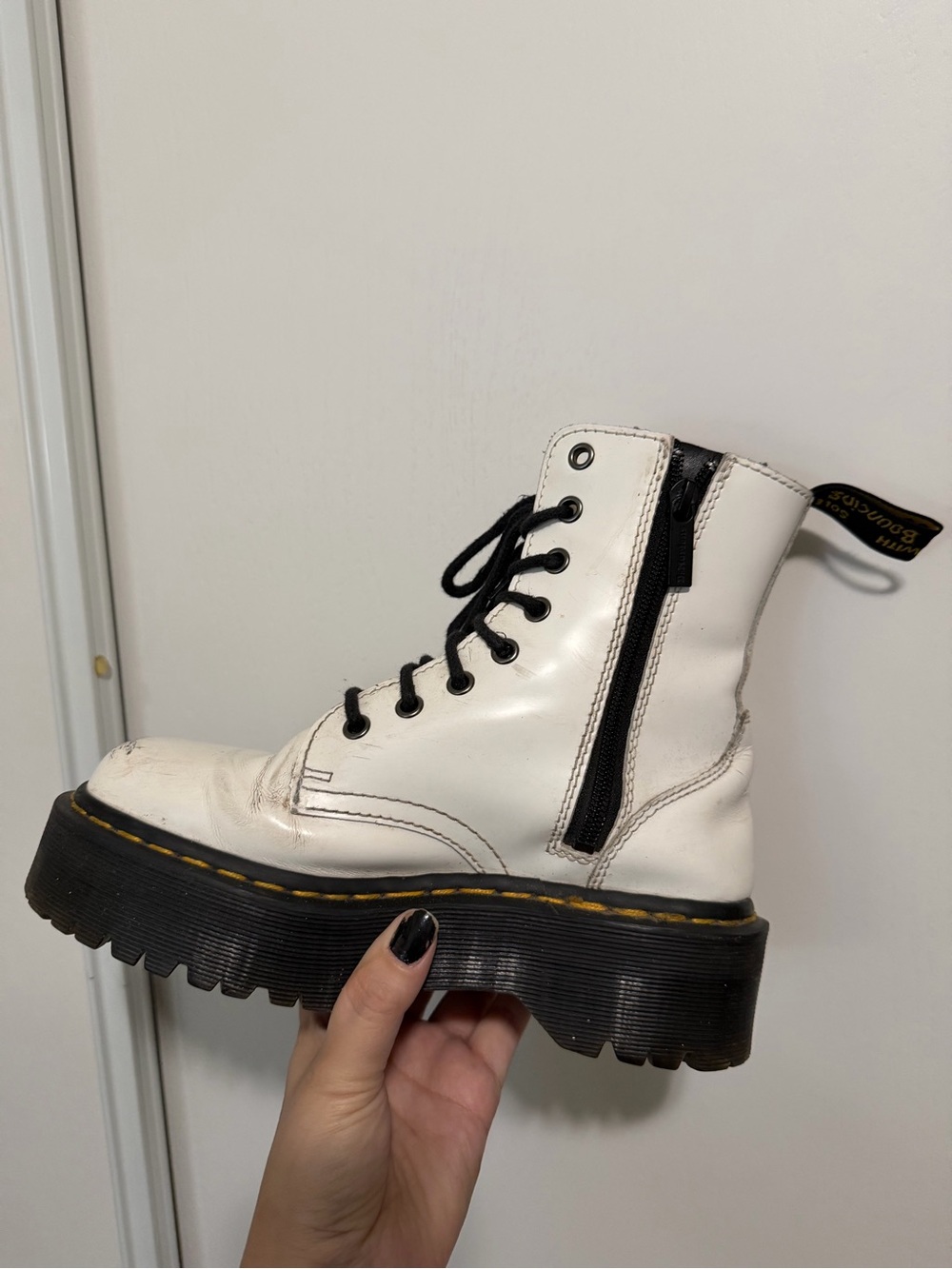 White Leather Combat Boots with Black Laces platfo - Picture 10 of 12